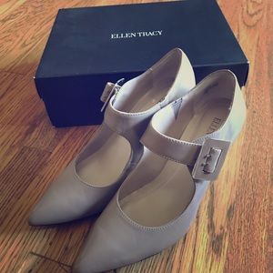 Ellen Tracy Shoes